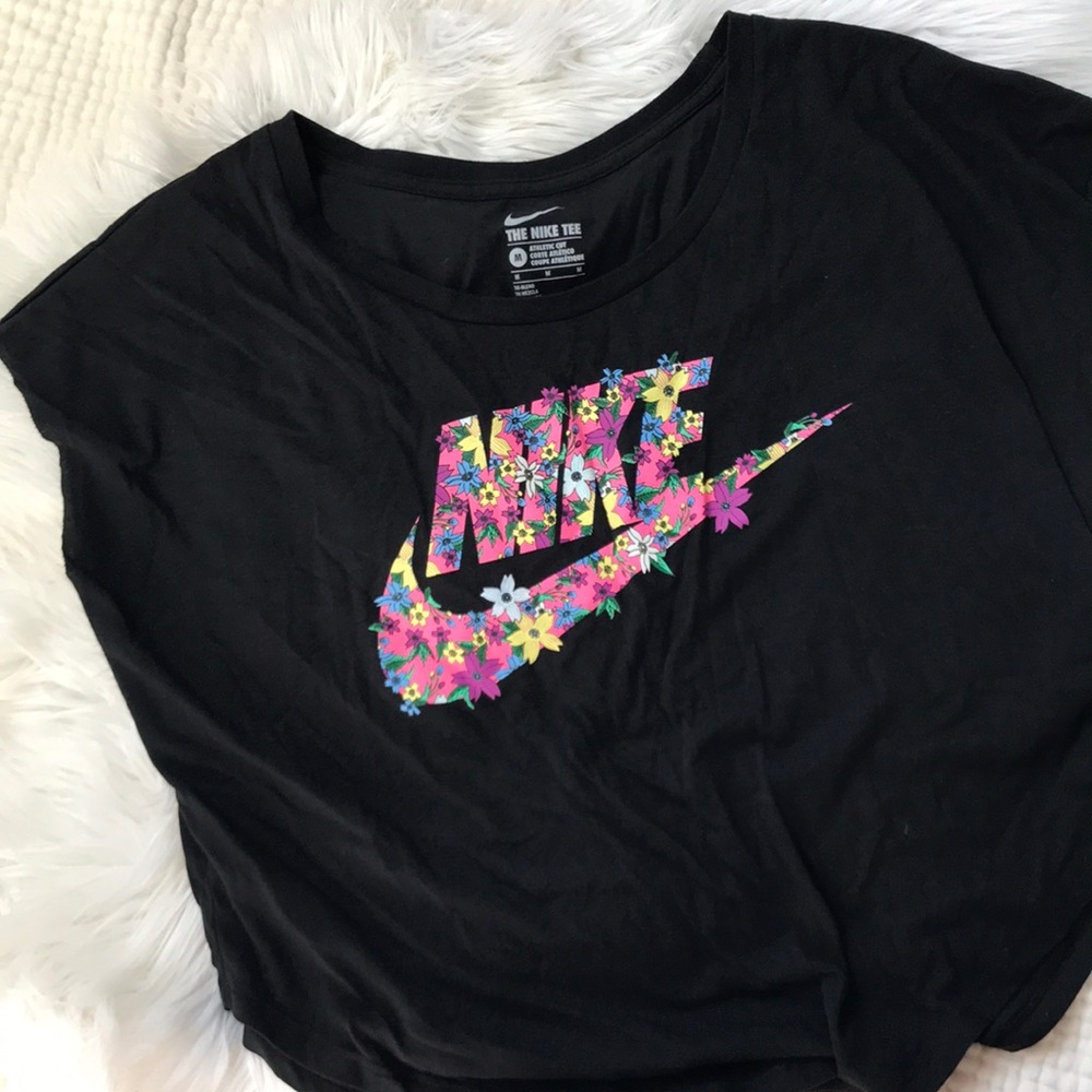 Nike Crop Top Tee